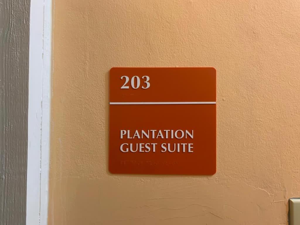 Plantation Guest Suites Ltd Richmond 外观 照片